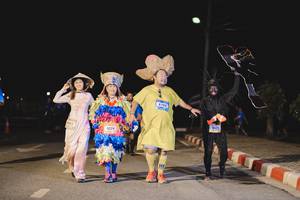 BIB: 3224
                            <button type="button" onclick="openModal(3406372)" class="btn btn-primary btn-sm float-right btn-popup" data-toggle="modal" data-target=".modal-high-quality">
                        <i class="fas fa-shopping-cart"></i> Add to Cart
                    </button>
                                            <button type="button" onclick="isThisMe(3406372, true)" class="btn btn-success btn-sm float-right btn-popup btn-isme hidden" data-toggle="tooltip" data-placement="bottom" title="นี่คือรูปของคุณใช่ไหม คลิกที่นี่เพื่อเอาเข้าอัลบั้ม">
                        <i class="fas fa-plus"></i> Add to album
                    </button>
                    <button type="button" onclick="isThisMe(3406372, false)" class="btn btn-warning btn-sm float-right btn-popup btn-isnotme hidden">
                        <i class="fas fa-ban"></i> Remove from album
                    </button>